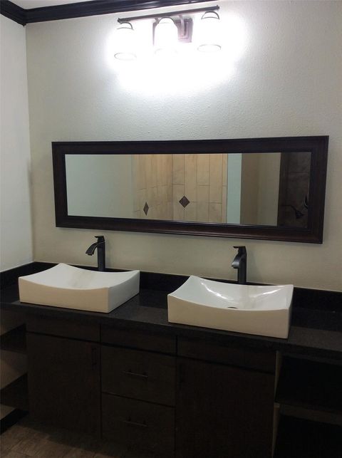 Tiny photo for 8014 Streamside Drive, Houston, TX 77088 (MLS # 45339554)