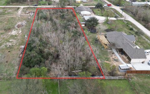 Photo of 0 Magnolia Place Street, Fresno, TX 77545 (MLS # 23400285)