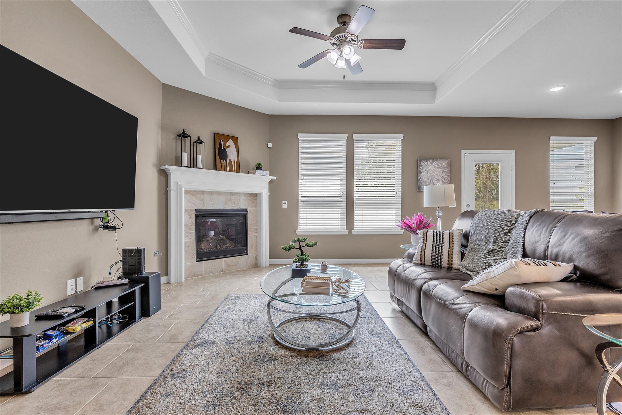 3423 Satin Leaf Lane