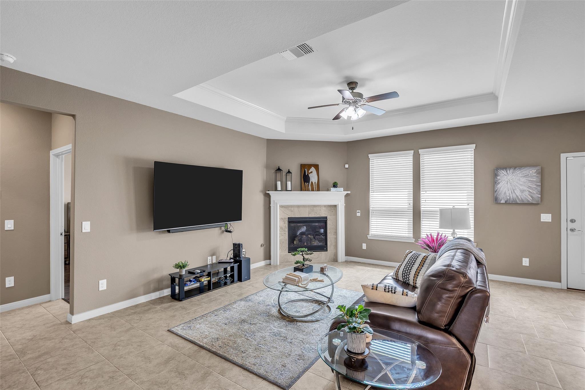 3423 Satin Leaf Lane