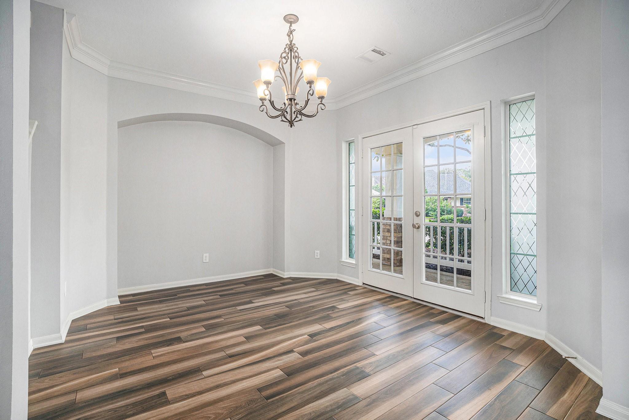 1626 Old Orchard Lane