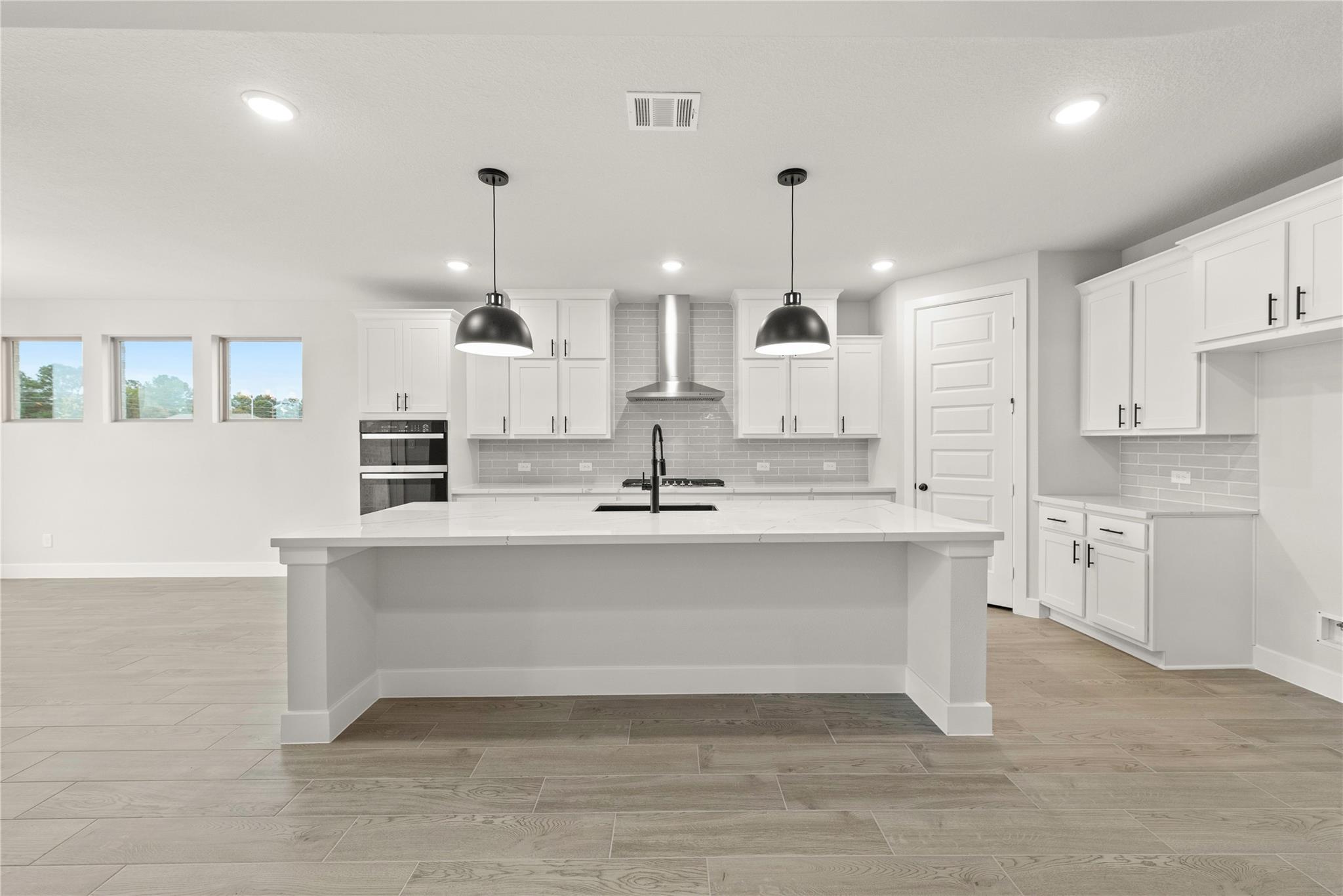 5606 Sandcastle Ridge Drive