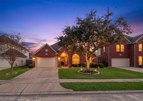 Photo of 11450 Ashford Willow, Sugar Land, TX 77478 (MLS # 81759077)