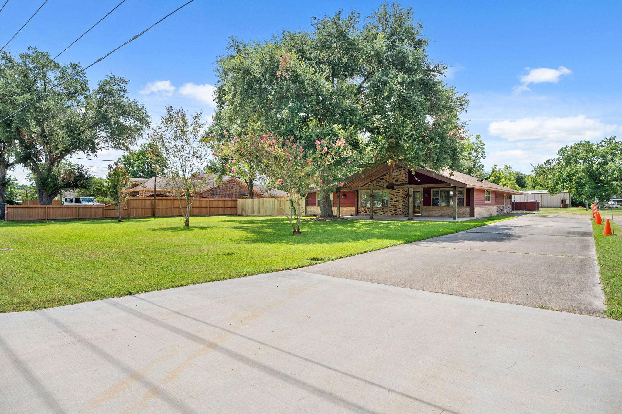 806 Pampa Street