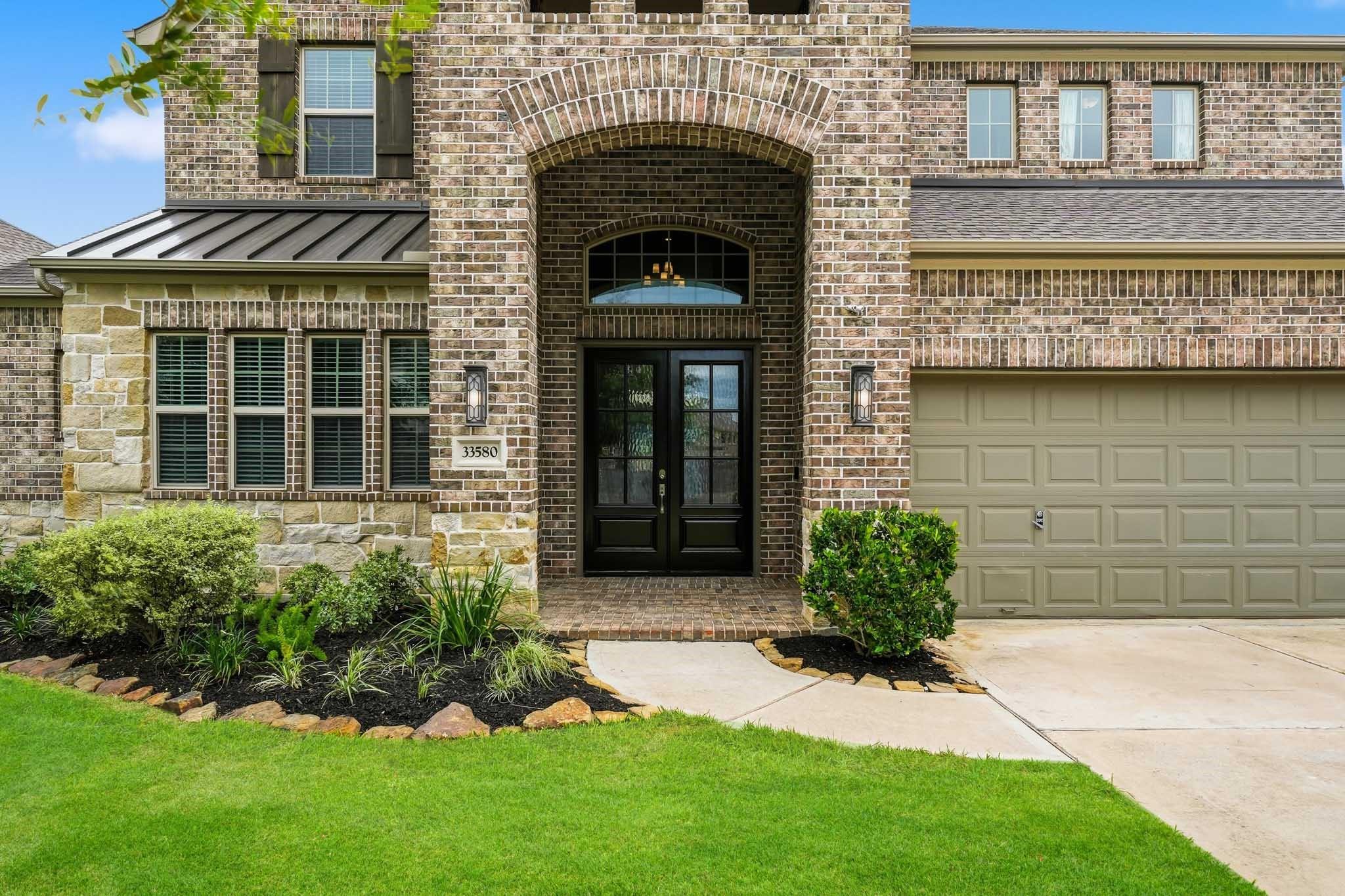 33580 Green Prairie Drive