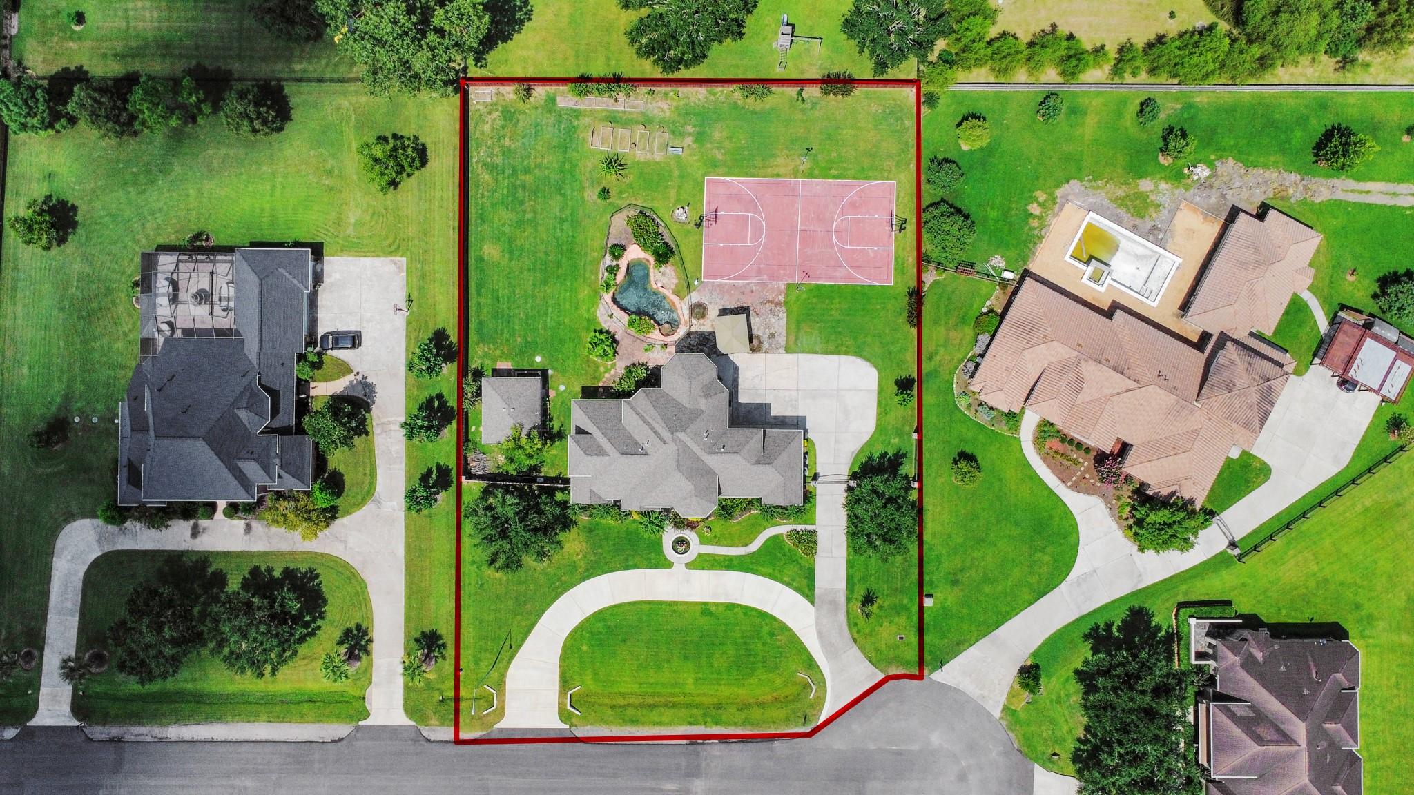 1904 Stonegrove Court
