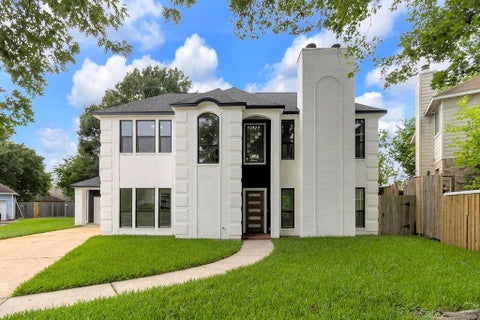 Photo of 6239 Oak Pass Drive, Houston, TX 77091 (MLS # 26704091)