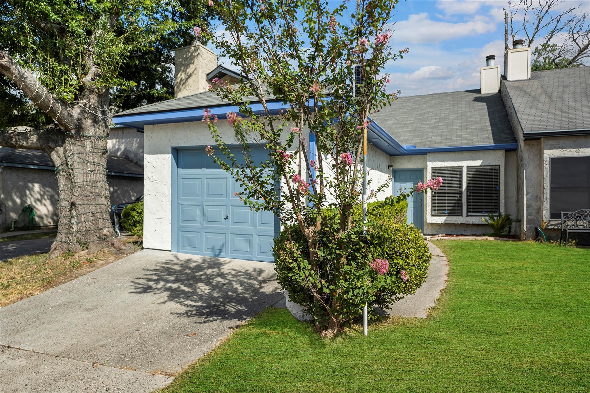 7120 Deer Creek Court