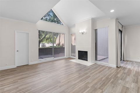 Photo of 336 Litchfield Lane, Houston, TX 77024 (MLS # 86691834)