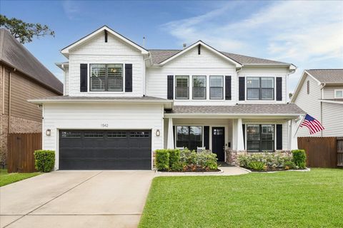 1542 Chantilly Lane Houston TX 77018