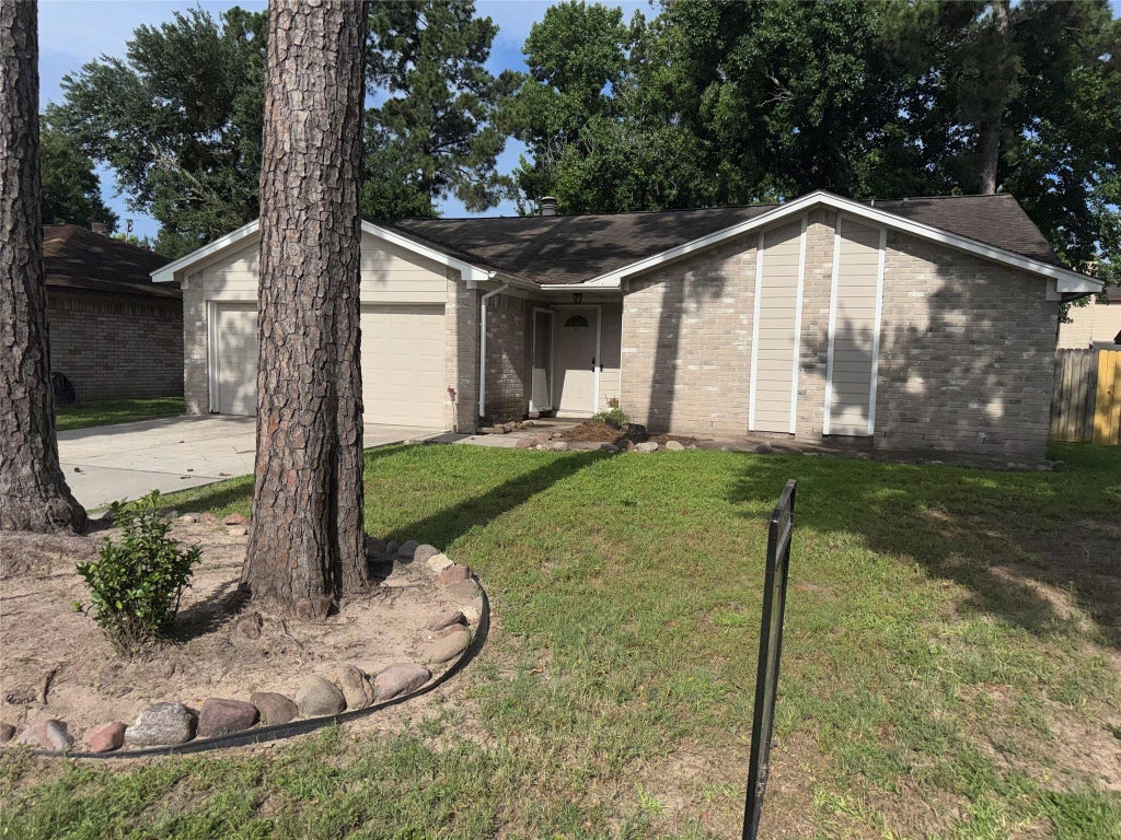 Photo of 18935 Yaupon Trail, Humble, TX 77346 (MLS # 62620138)
