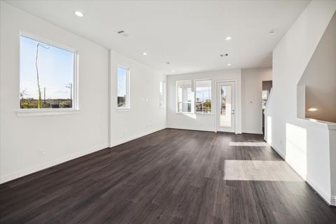 Tiny photo for 1810 Elysian Street, Houston, TX 77026 (MLS # 57718112)