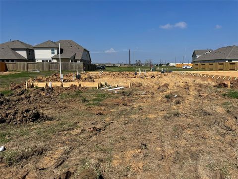 Tiny photo for 626 Cherry Tree Drive, La Marque, TX 77568 (MLS # 97830133)