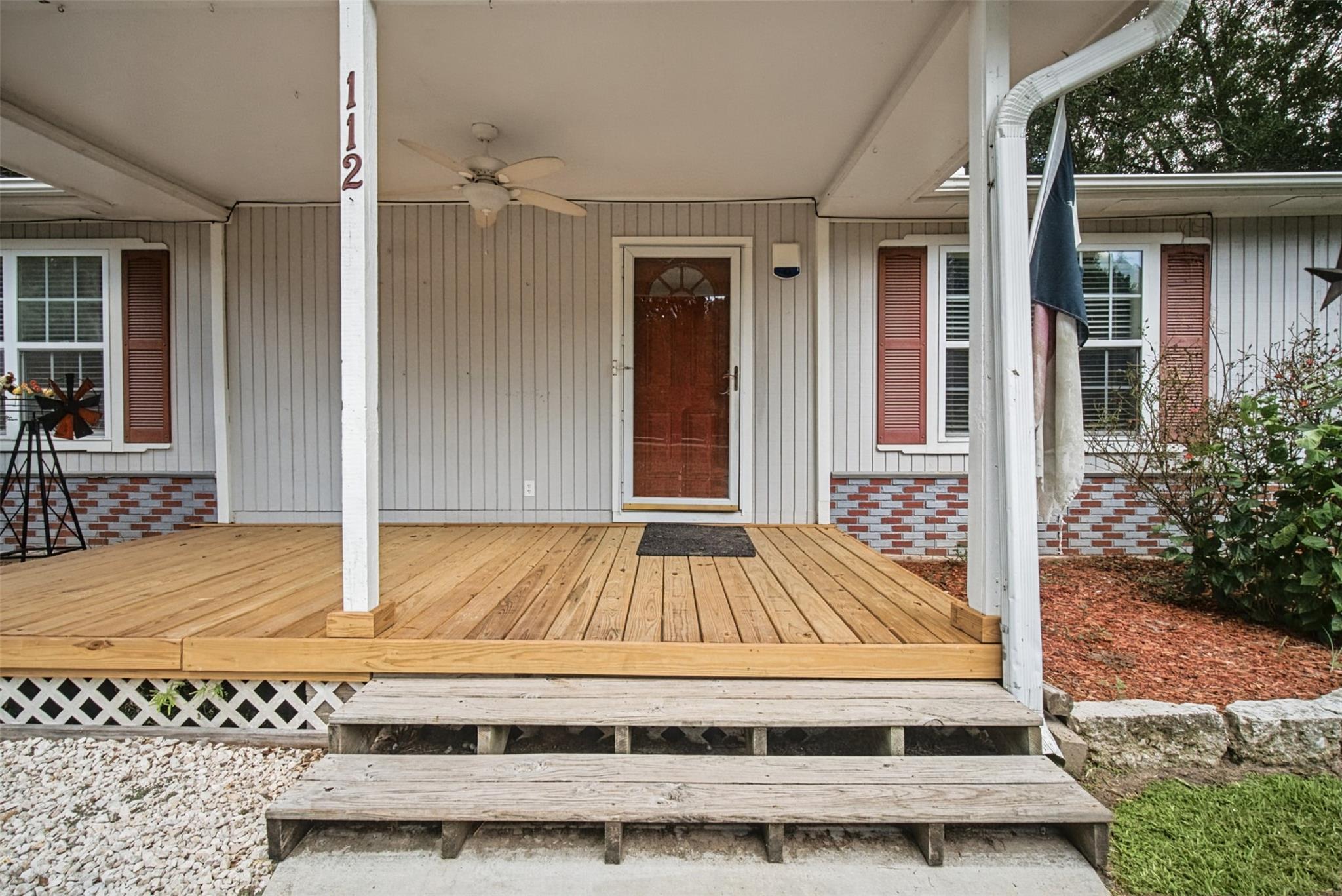 112 Lone Pine Drive