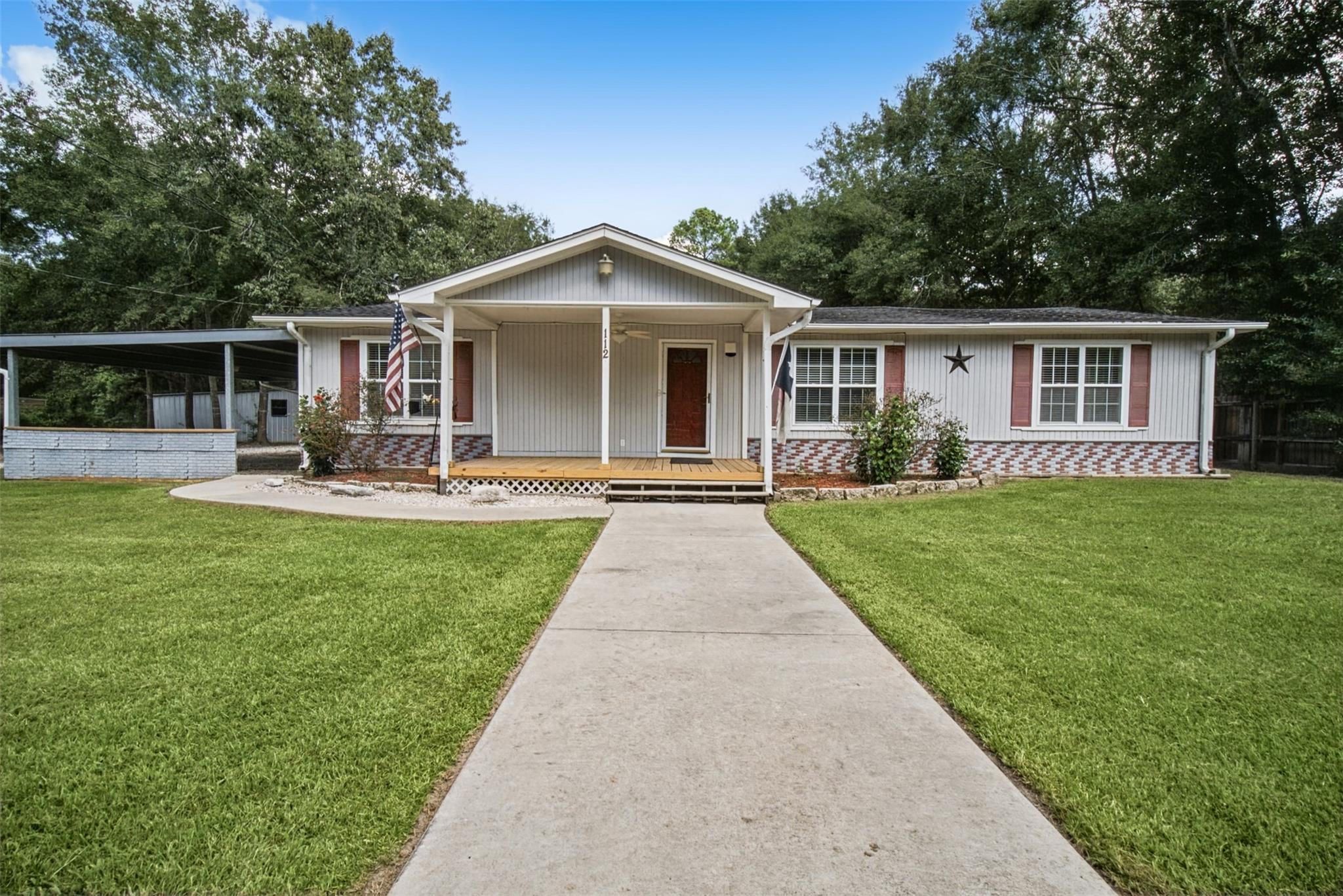 112 Lone Pine Drive