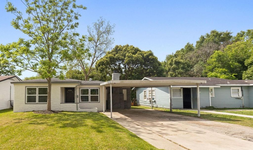 Photo of 2545 Jackson Street, La Marque, TX 77568 (MLS # 93393628)