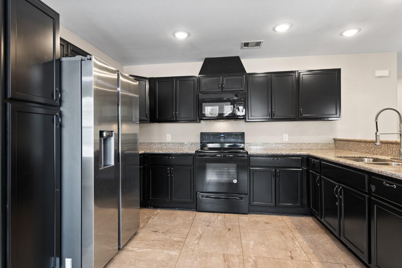 3723 Putnam Drive A