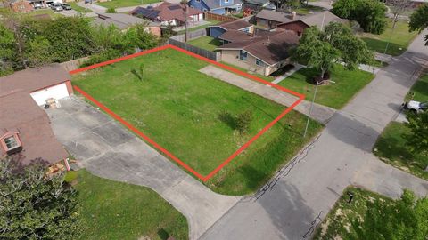 Vacant Land For Sale - Marlin Lane<br/> La Porte, TX 77571
