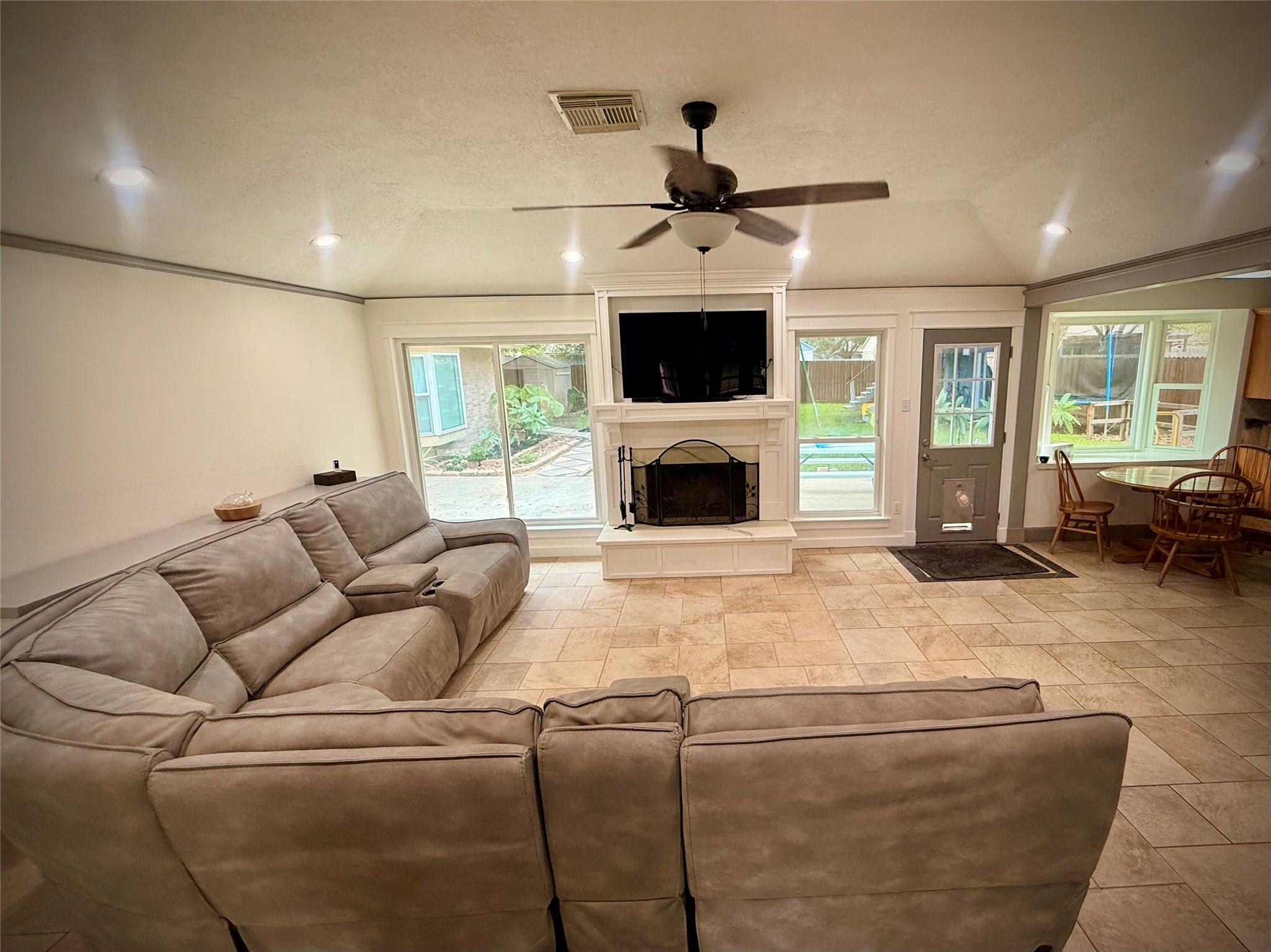 1309 Piney Woods Drive