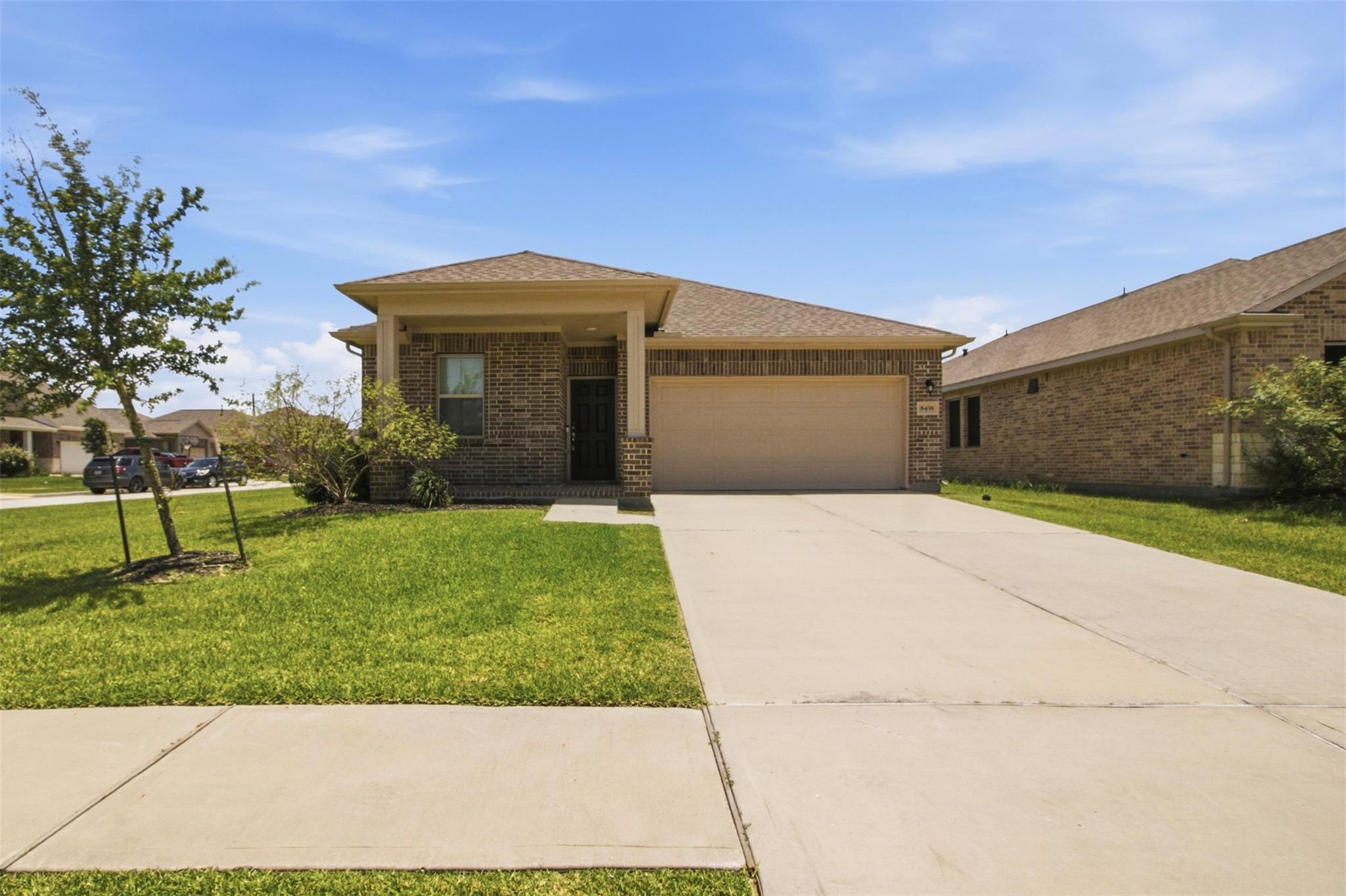 8438 Baywatch Circle