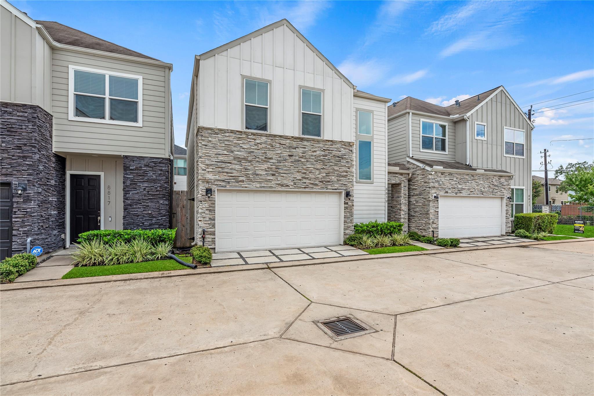 8819 Hollister Pine Court