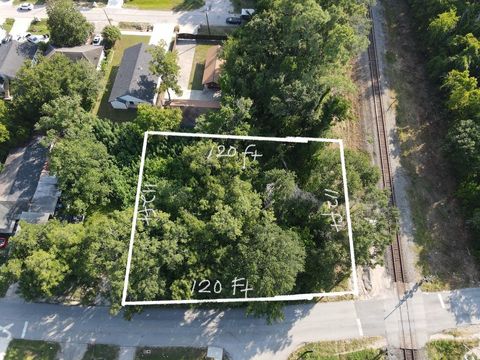 Photo of 6606 Weaver Road, Houston, TX 77028 (MLS # 30468200)