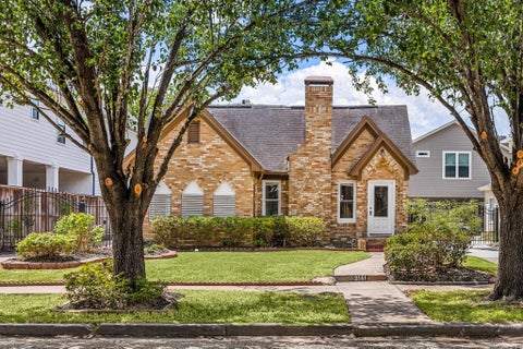 Photo of 2141 Colquitt Street St, Houston, TX 77098 (MLS # 1082425)