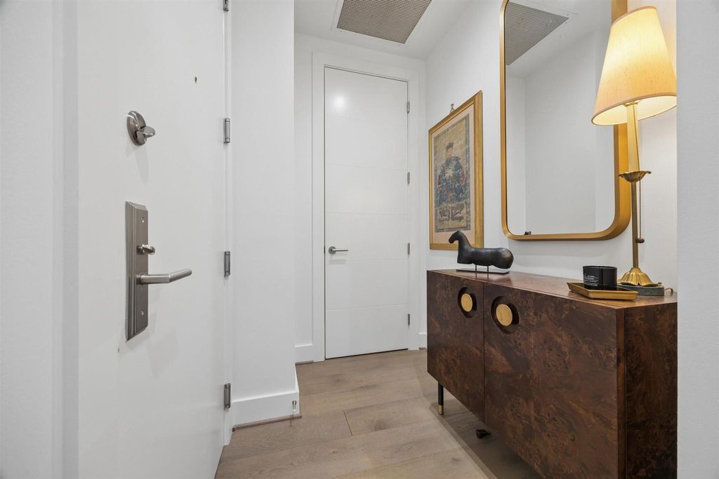 Photo of 2047 Westcreek Lane #708, Houston, TX 77027 (MLS # 12873817)