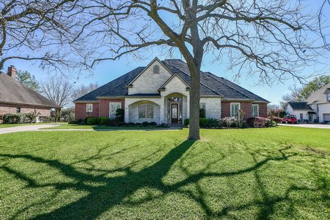 Photo of 5427 Weston Drive, Fulshear, TX 77441 (MLS # 42214538)