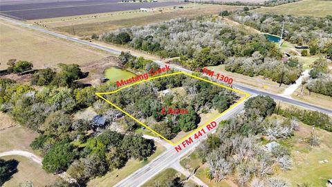 Photo of 6253 N Fm 441 Road, El Campo, TX 77437 (MLS # 54804422)