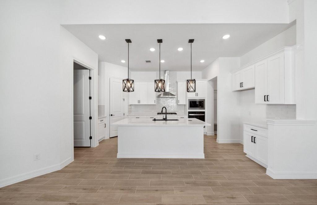 3013 Gleason Terrace Lane