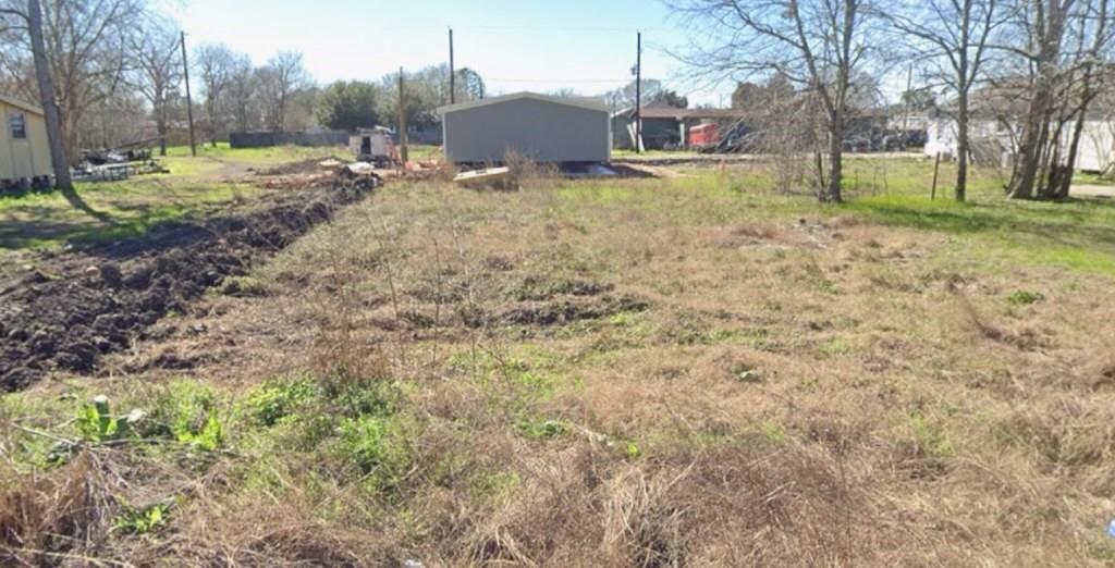 401 & 405 Elm View Road