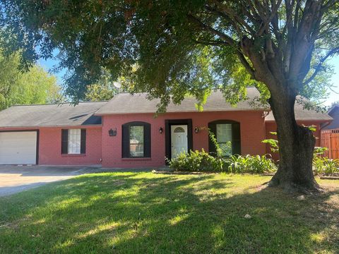 Photo of 9314 Valley Stream Street, Houston, TX 77037 (MLS # 67696350)
