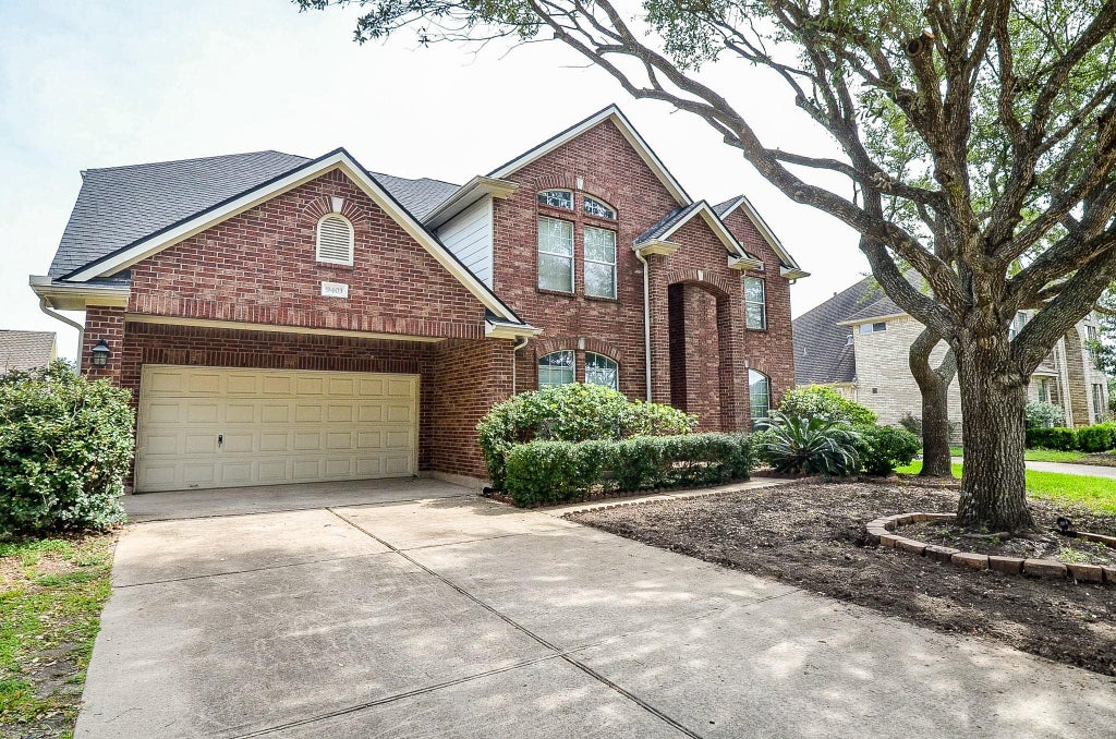 Photo of 9403 Sundance Drive, Pearland, TX 77584 (MLS # 69485330)