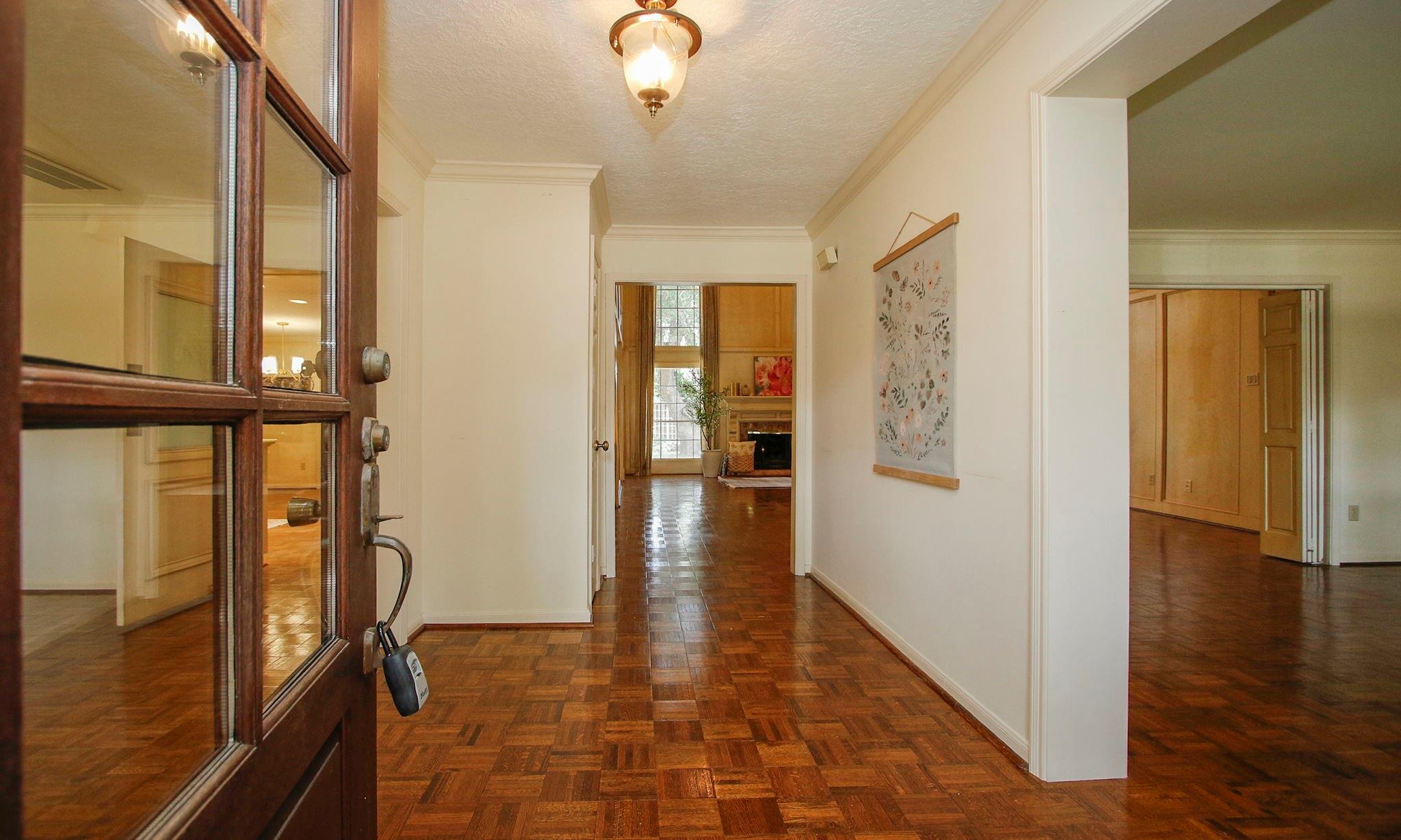 9402 Godstone Lane