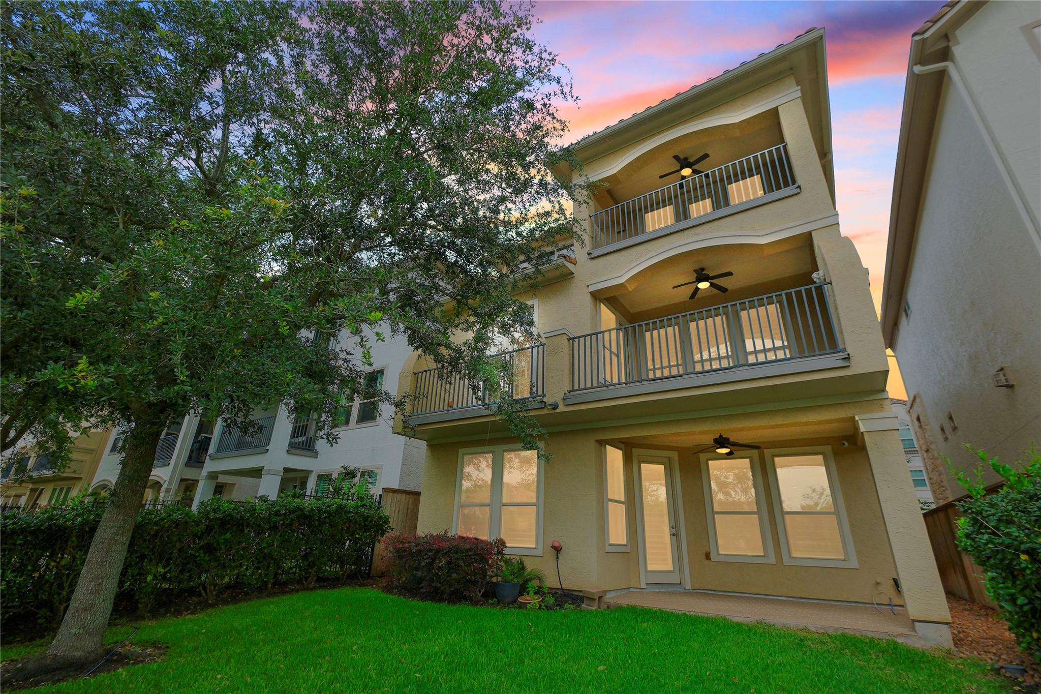 1014 Old Oyster Trail