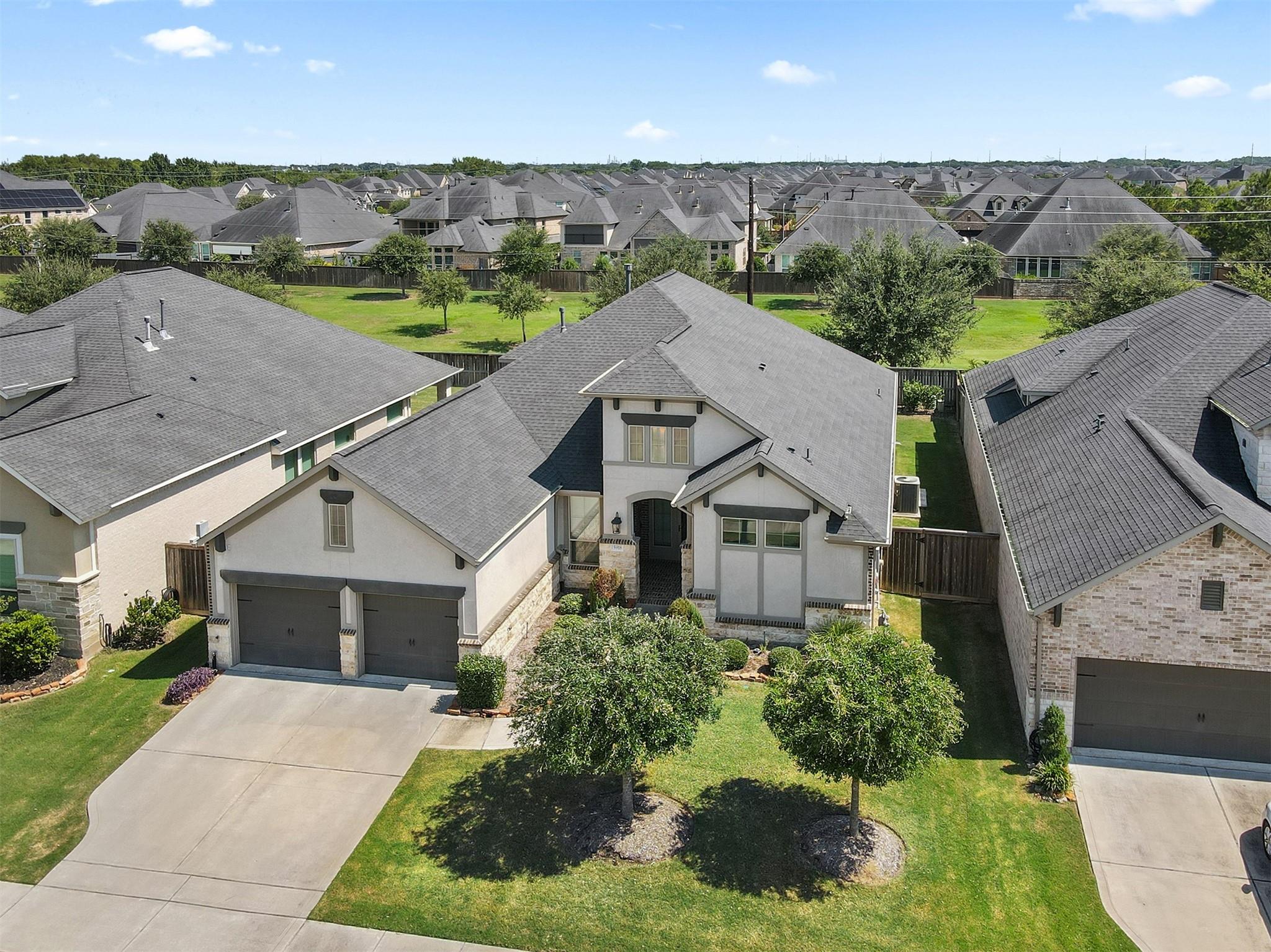 5918 Wedgewood Heights Way