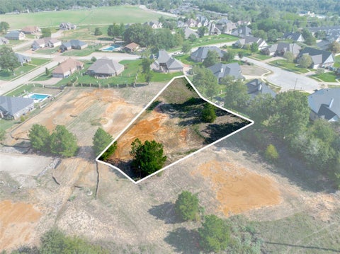 Photo of 312 Colton Cove, Lindale, TX 75771 (MLS # 2465012)