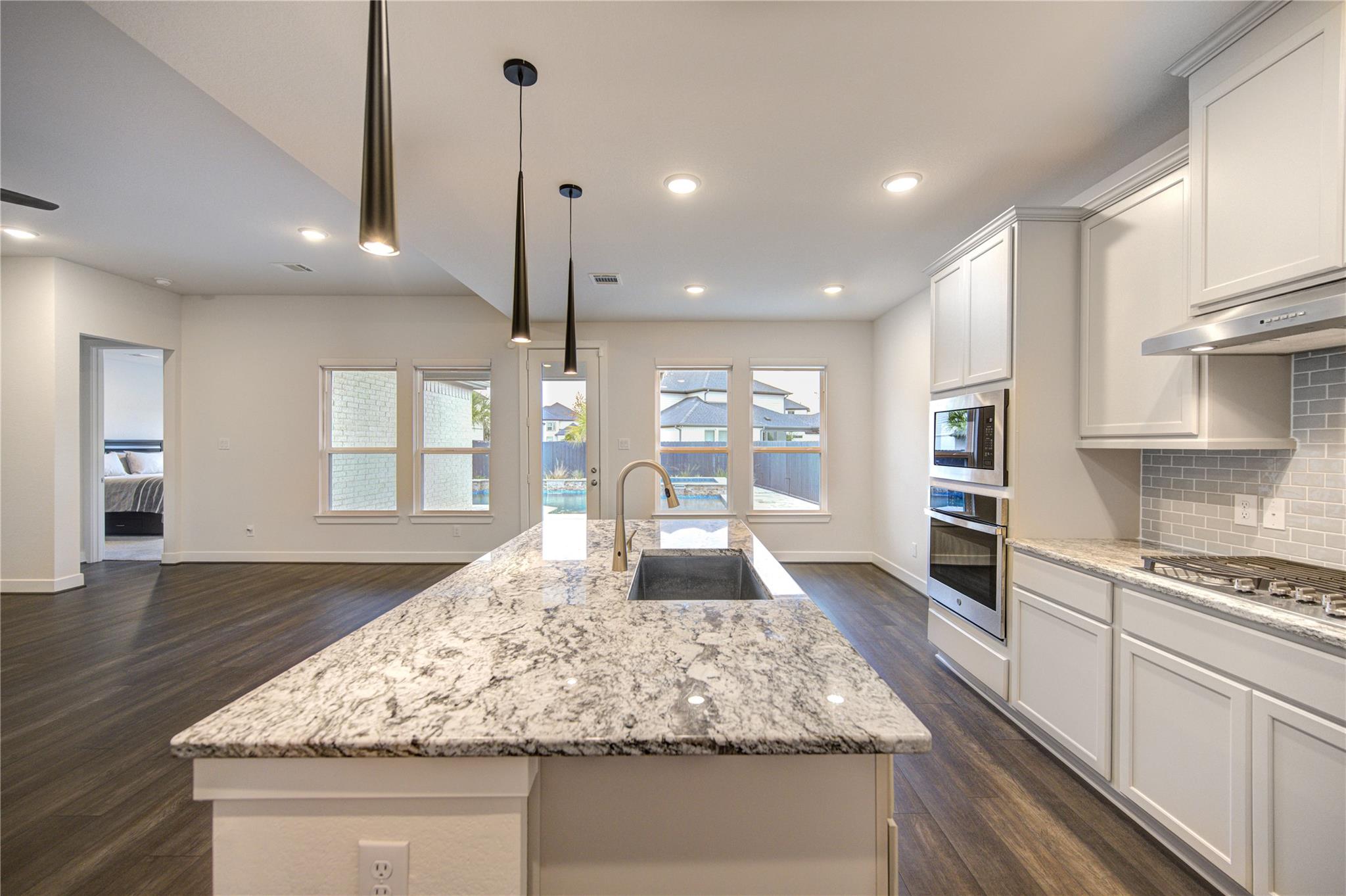 6322 Winthrop Terrace Trail