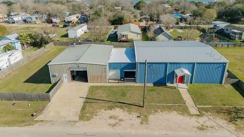 Photo of 341 5th Street, Dickinson, TX 77539 (MLS # 51580293)