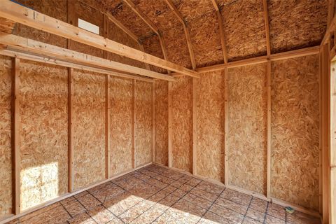 Tiny photo for 704 Teabury Avenue, Pasadena, TX 77503 (MLS # 56593258)