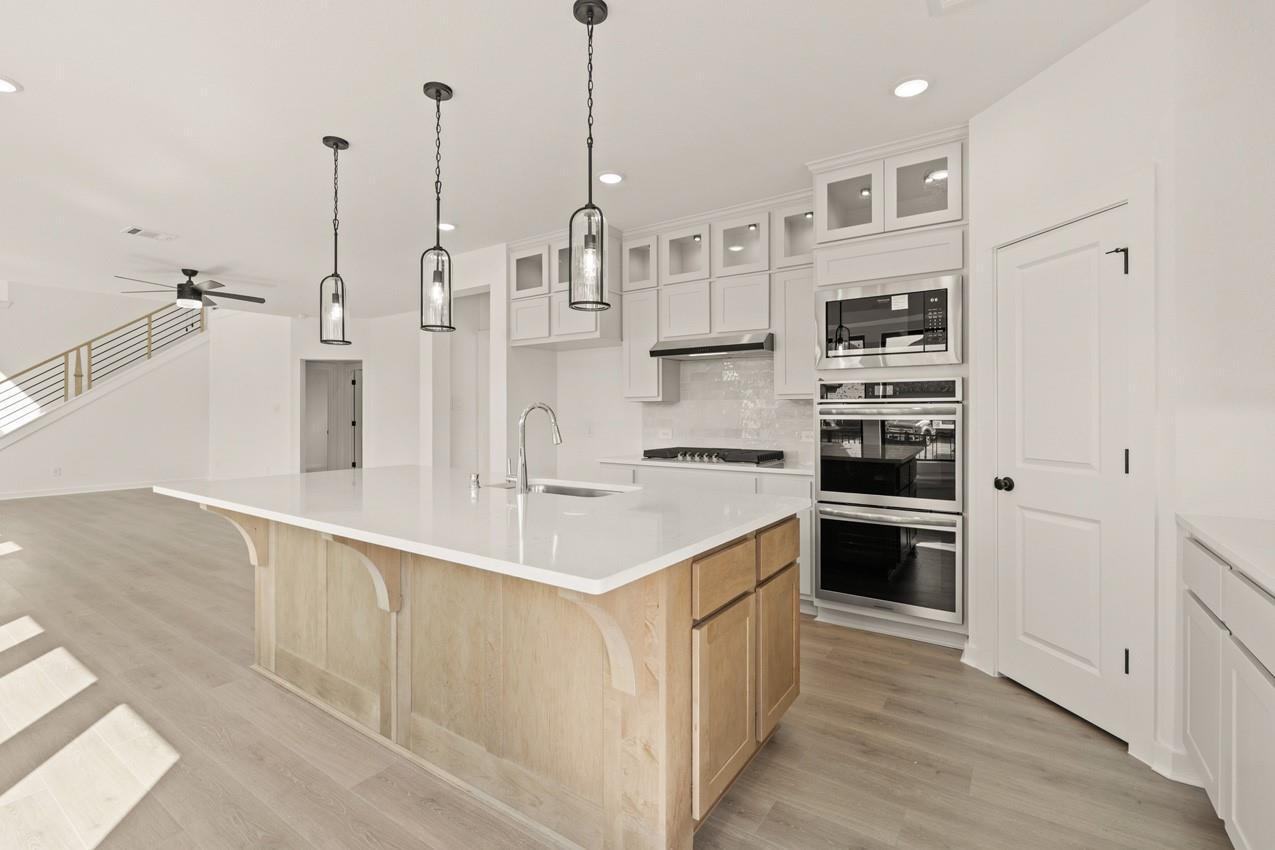 11202 Leaf Shelter Lane