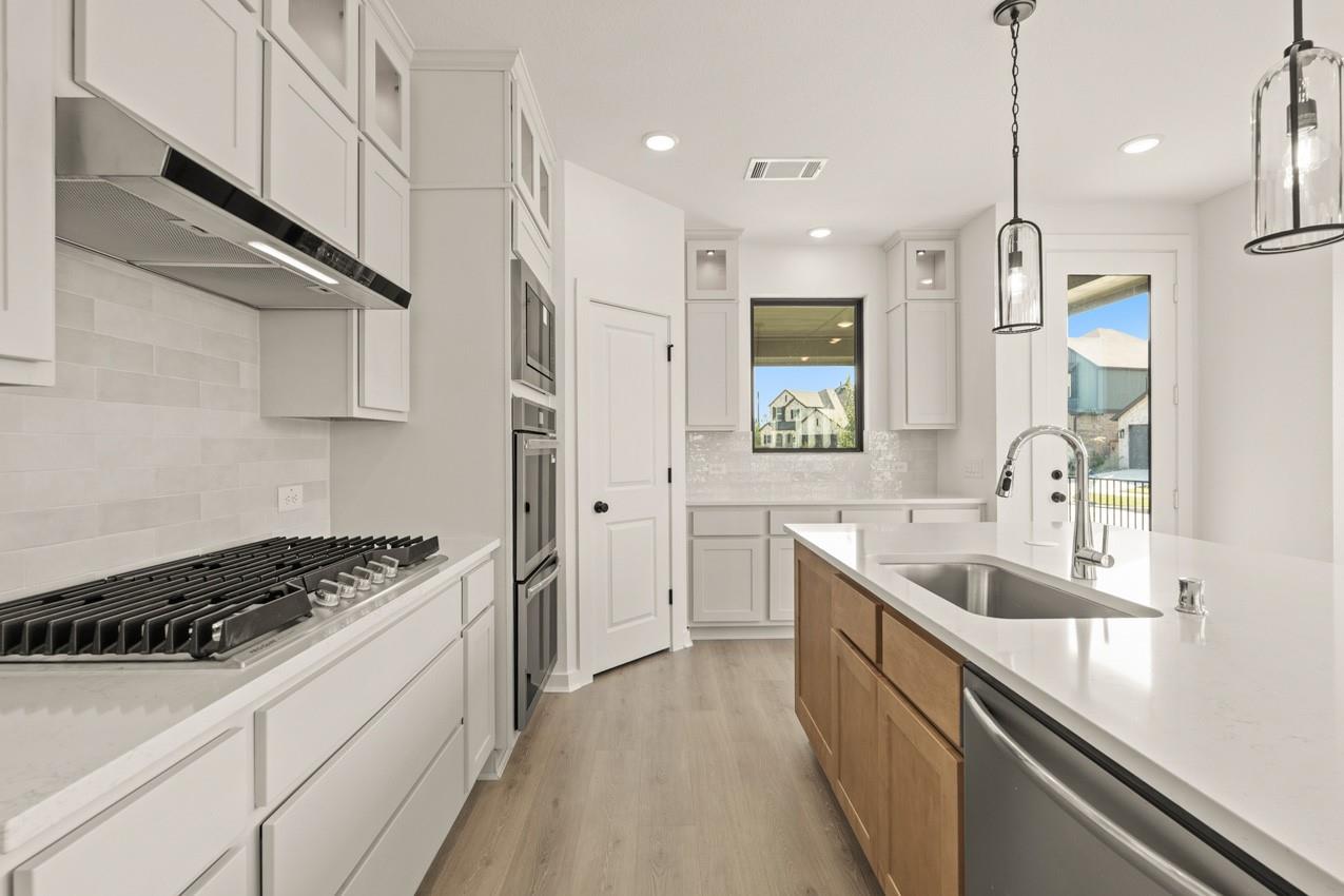 11202 Leaf Shelter Lane