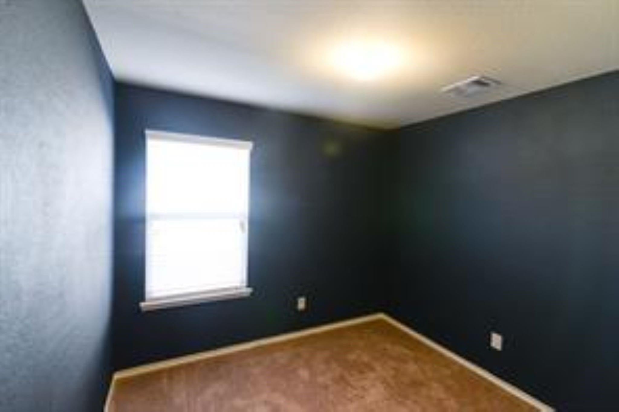 1112 Decker Drive