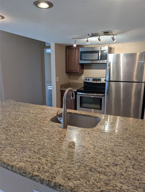 Photo of 2503 Mccue Road #37, Houston, TX 77056 (MLS # 62725021) Photo of 2503 Mccue Road #37, Houston, TX 77056 (MLS # 62725021)