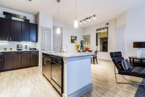 Tiny photo for 2525 S Voss Road #308, Houston, TX 77057 (MLS # 25567252)