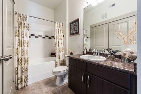 Tiny photo for 2525 S Voss Road #308, Houston, TX 77057 (MLS # 25567252)