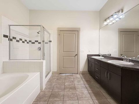 Tiny photo for 2525 S Voss Road #308, Houston, TX 77057 (MLS # 25567252)