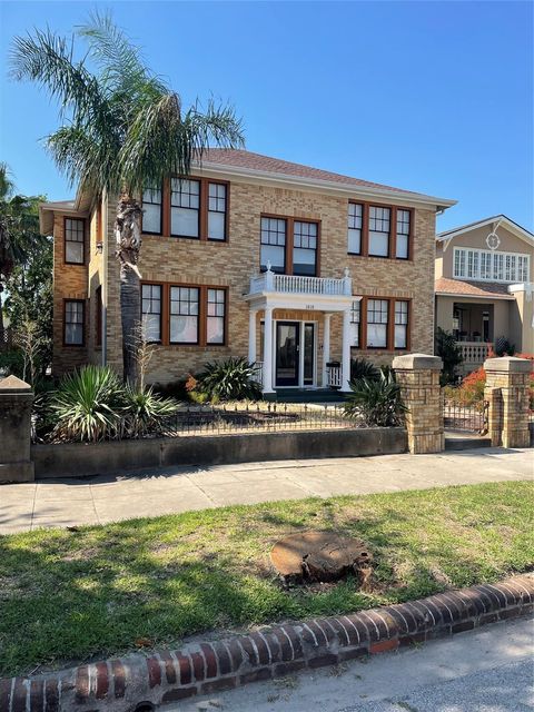 Photo of 1818 Church Street #2, Galveston, TX 77550 (MLS # 96572872)