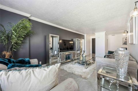 Photo of 5150 Hidalgo Street #903, Houston, TX 77056 (MLS # 34794192)